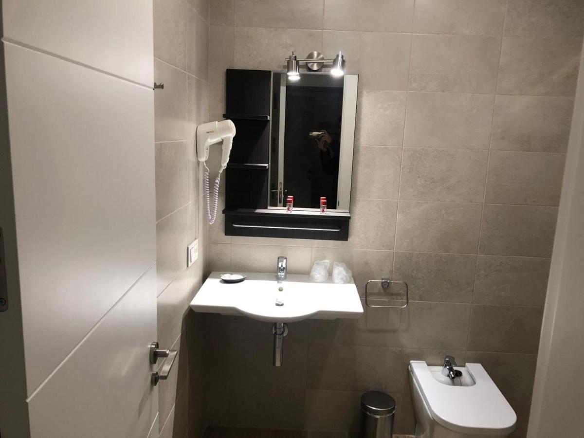 Pinar Malaga Rooms ภายนอก รูปภาพ