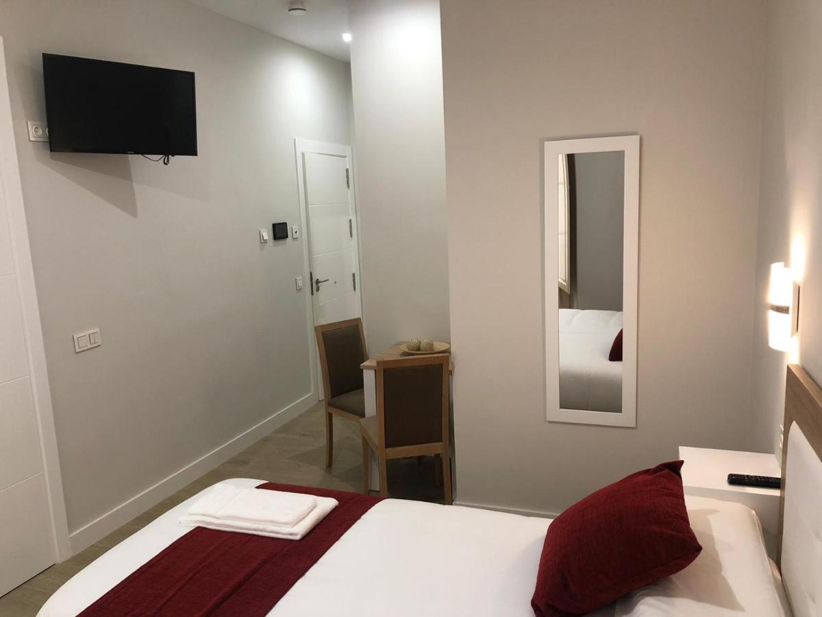 Pinar Malaga Rooms ภายนอก รูปภาพ
