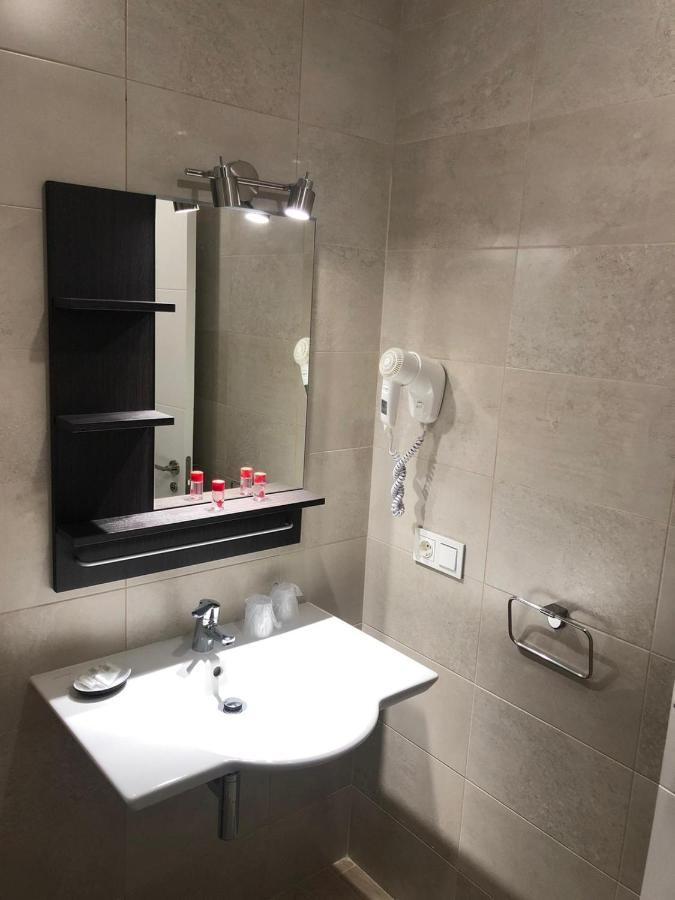 Pinar Malaga Rooms ภายนอก รูปภาพ