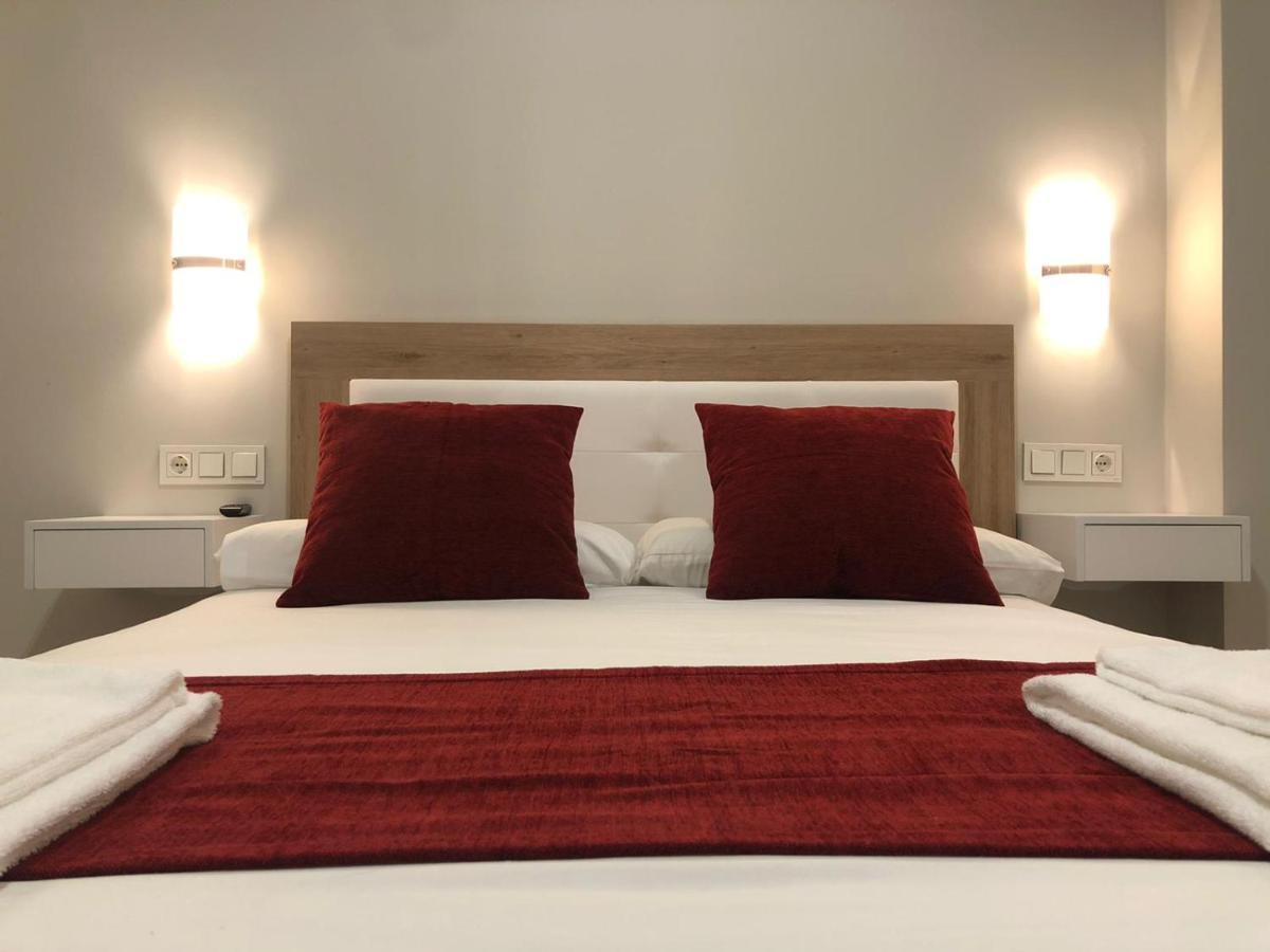Pinar Malaga Rooms ภายนอก รูปภาพ