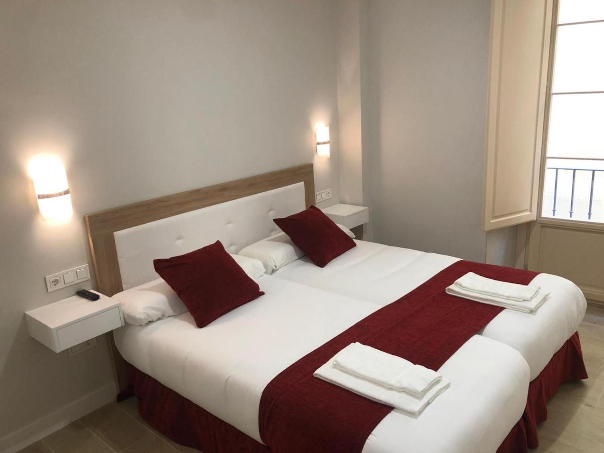 Pinar Malaga Rooms ภายนอก รูปภาพ